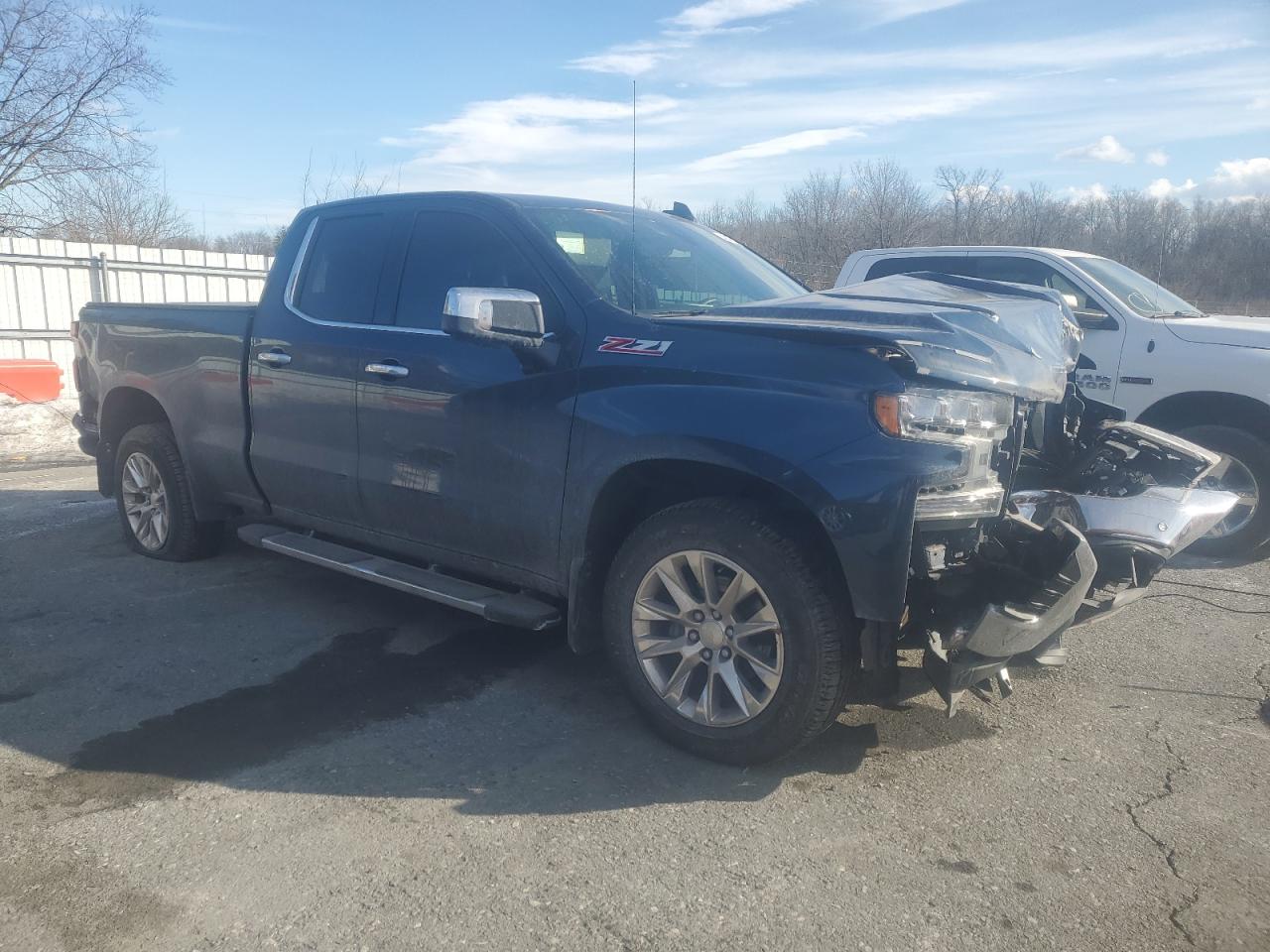2019 Chevrolet Silverado VIN 1GCRYGED7KZ236213 Copart auction photo, front end / rear end damage thumbnail 4