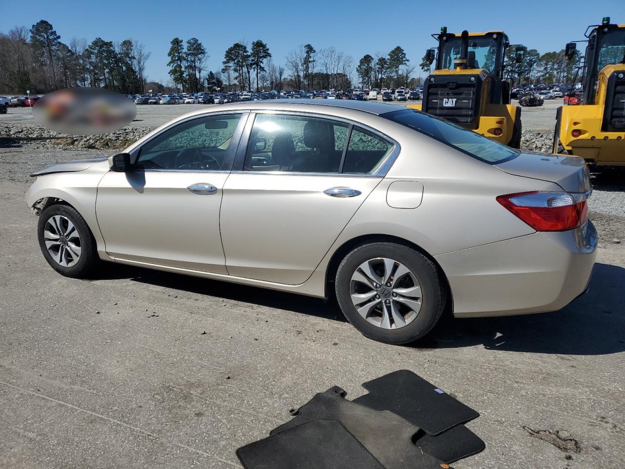 2015 Honda Accord VIN 1HGCR2F31FA047364 Copart auction photo, front end damage thumbnail 2