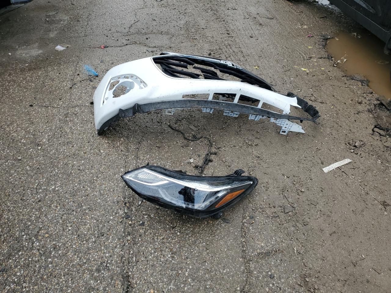 2019 Chevrolet Cruze VIN 1G1BE5SM7K7117732 Copart auction photo, all over / undercarriage damage thumbnail 12