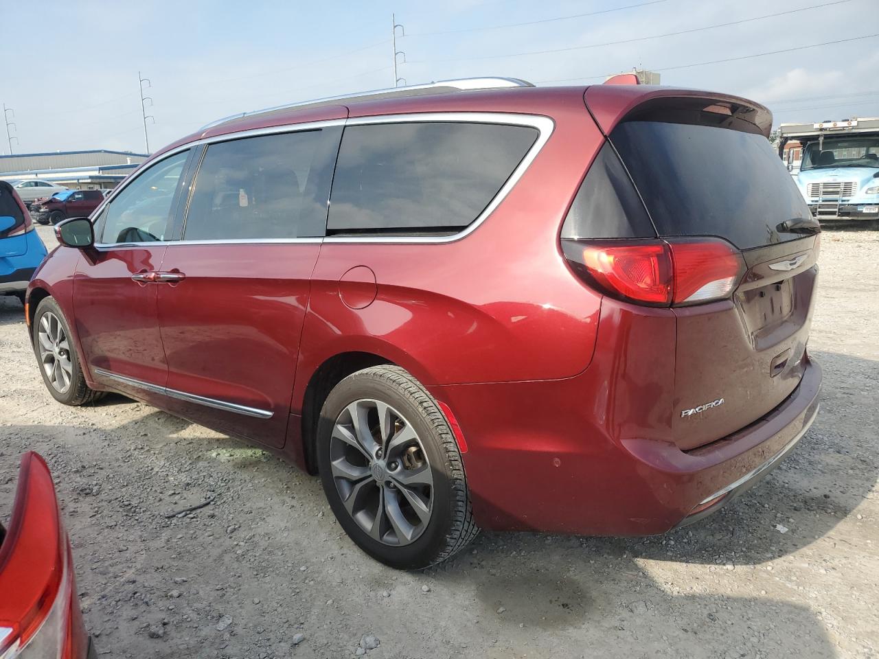 2017 Chrysler Pacifica VIN 2C4RC1GG6HR660178 Copart auction photo, water/flood damage thumbnail 2