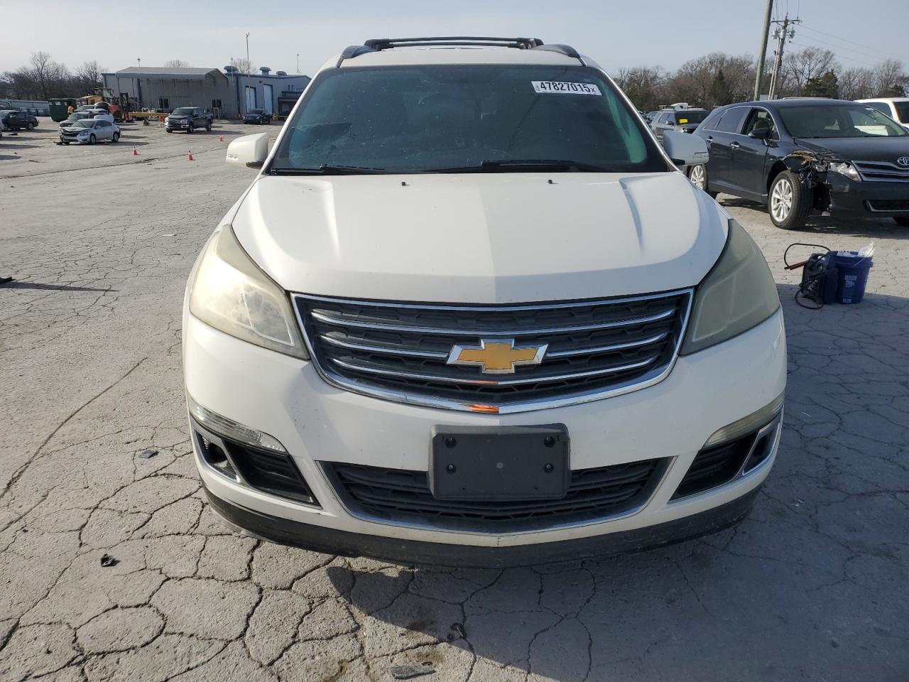2015 Chevrolet Traverse VIN 1GNKVGKD9FJ310709 Copart auction photo, side / rear end damage thumbnail 5