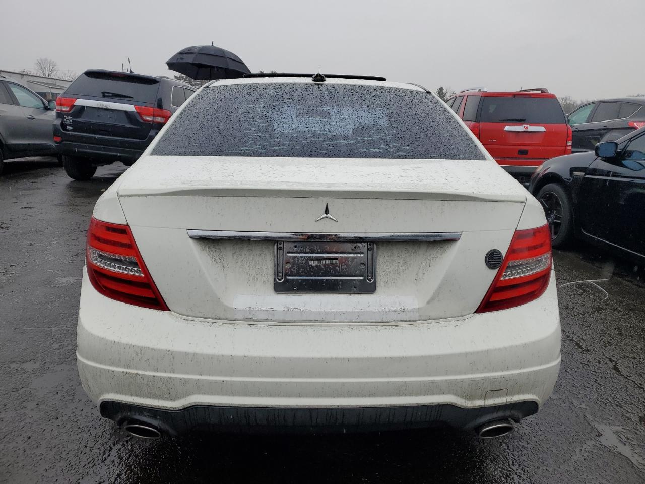2012 Mercedes-Benz C-klasse VIN WDDGF8BB3CF879981 Copart auction photo, front end damage thumbnail 6