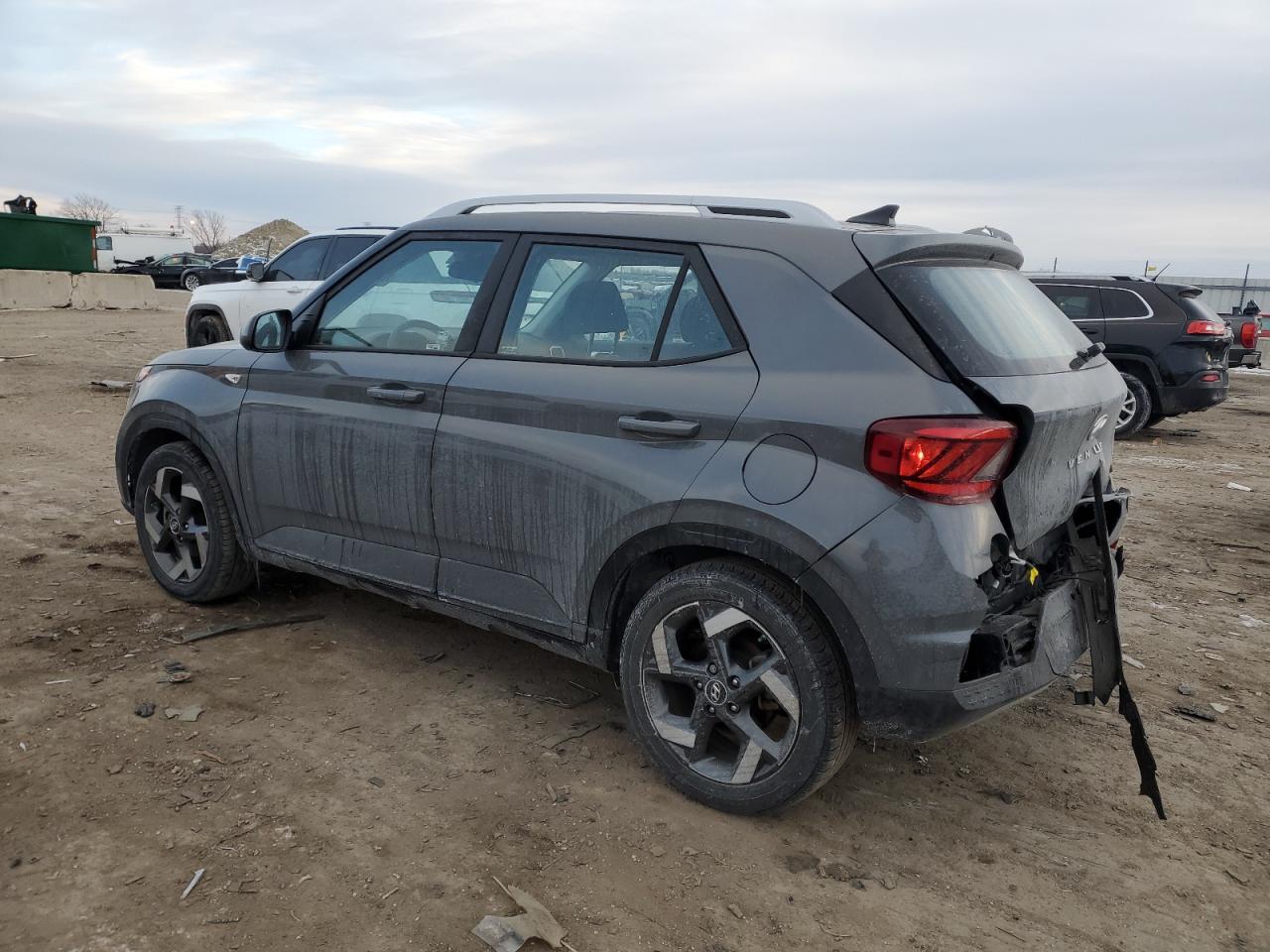2021 Hyundai Venue VIN KMHRC8A35MU103169 Copart auction photo, rear end / minor dent/scratches damage thumbnail 2