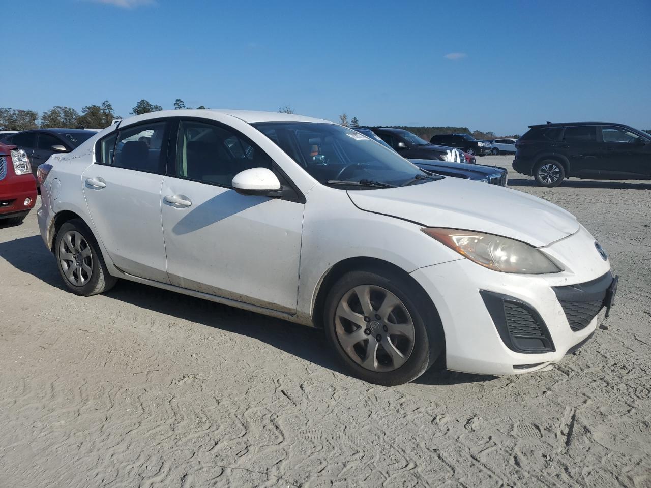 2011 Mazda 3 VIN JM1BL1UG7B1446253 Copart auction photo, water/flood / top/roof damage thumbnail 4