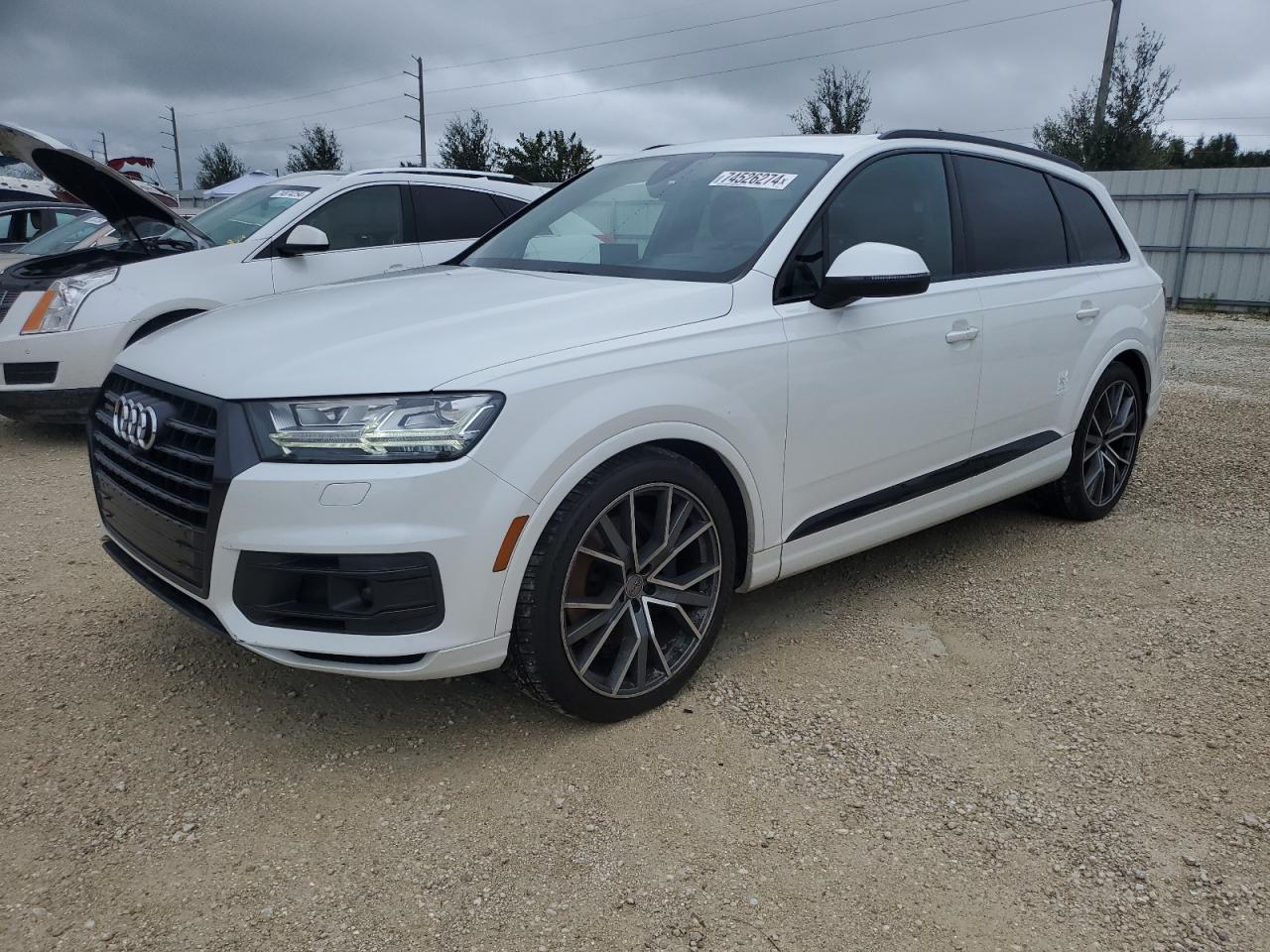 2017 Audi Q7 VIN WA1VAAF78HD041892