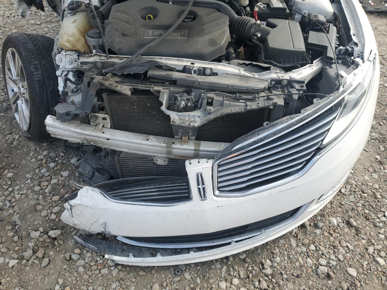 2015 Lincoln MKZ VIN 3LN6L2G98FR617054 Copart auction photo, front end / side damage thumbnail 12