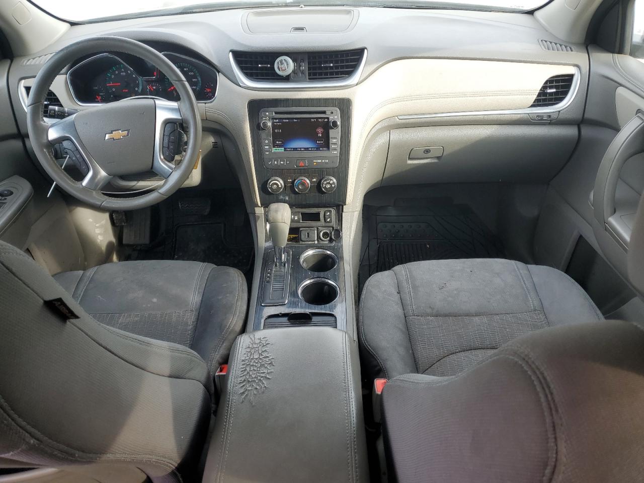 2015 Chevrolet Traverse VIN 1GNKVGKD9FJ291708 Copart auction photo, hail / rear end damage thumbnail 8