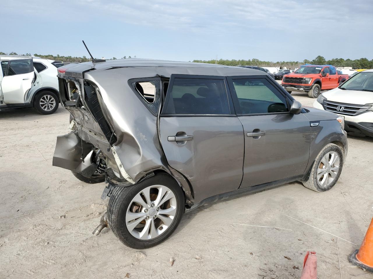 2016 KIA Soul VIN KNDJP3A52G7254404 Copart auction photo, rear end / side damage thumbnail 3