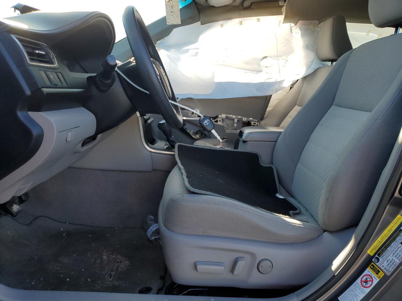 2015 Toyota Camry VIN 4T4BF1FK6FR472504 Copart auction photo, side / minor dent/scratches damage thumbnail 7