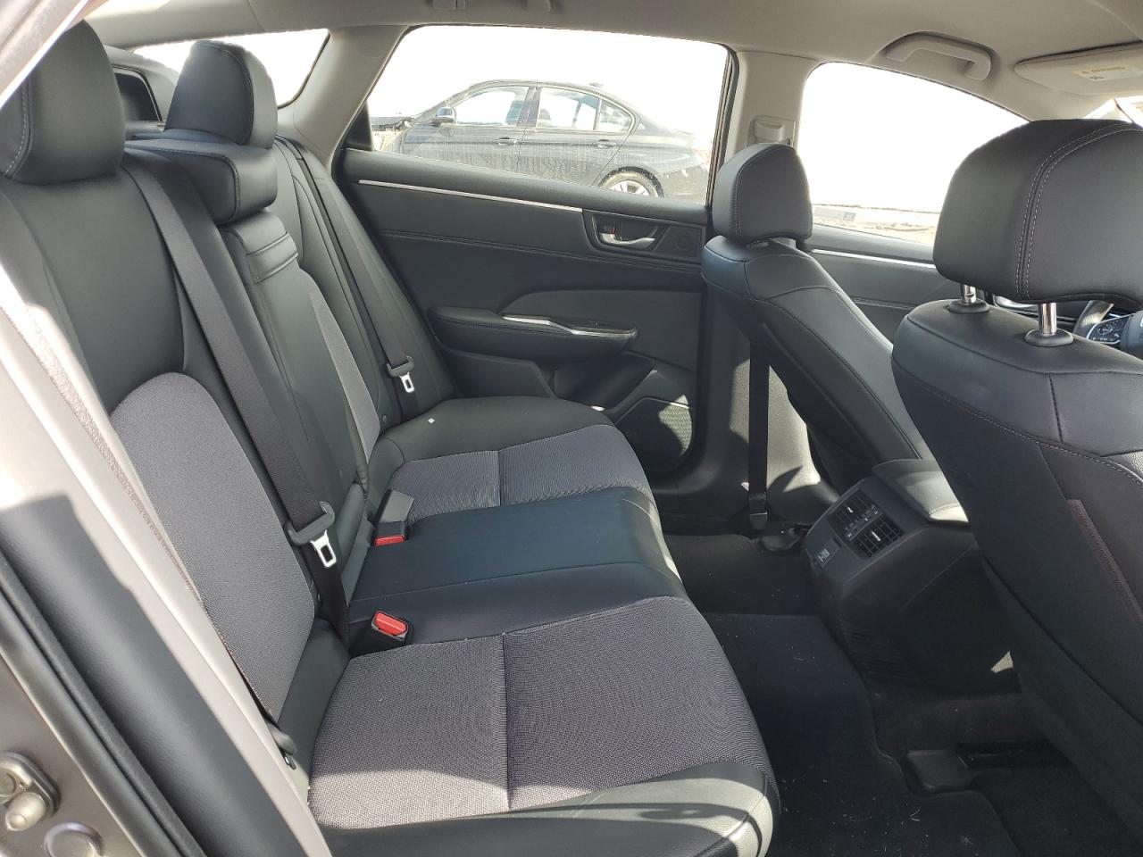 2021 Honda Clarity VIN JHMZC5F11MC001110 Copart auction photo, side damage thumbnail 10