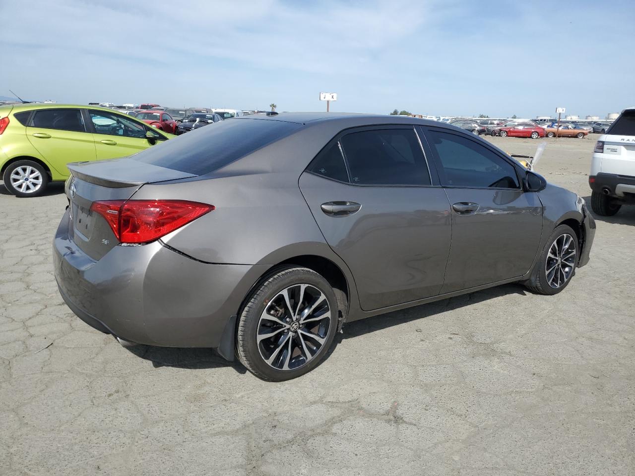 2018 Toyota Corolla VIN 2T1BURHE0JC091862 Copart auction photo, front end / rear end damage thumbnail 3