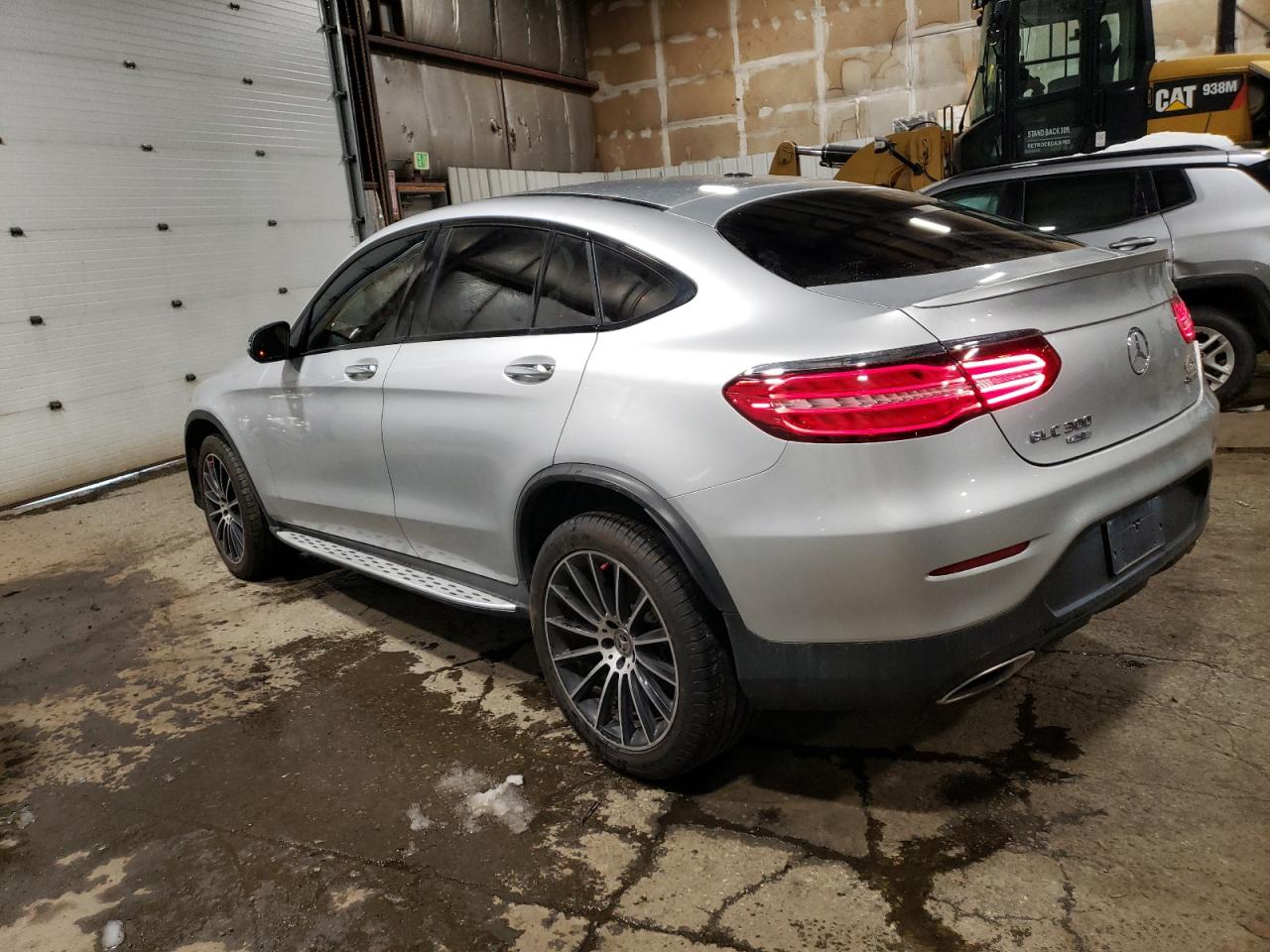 2018 Mercedes-Benz GLC VIN WDC0J4KB5JF429792 Copart auction photo, all over damage thumbnail 2