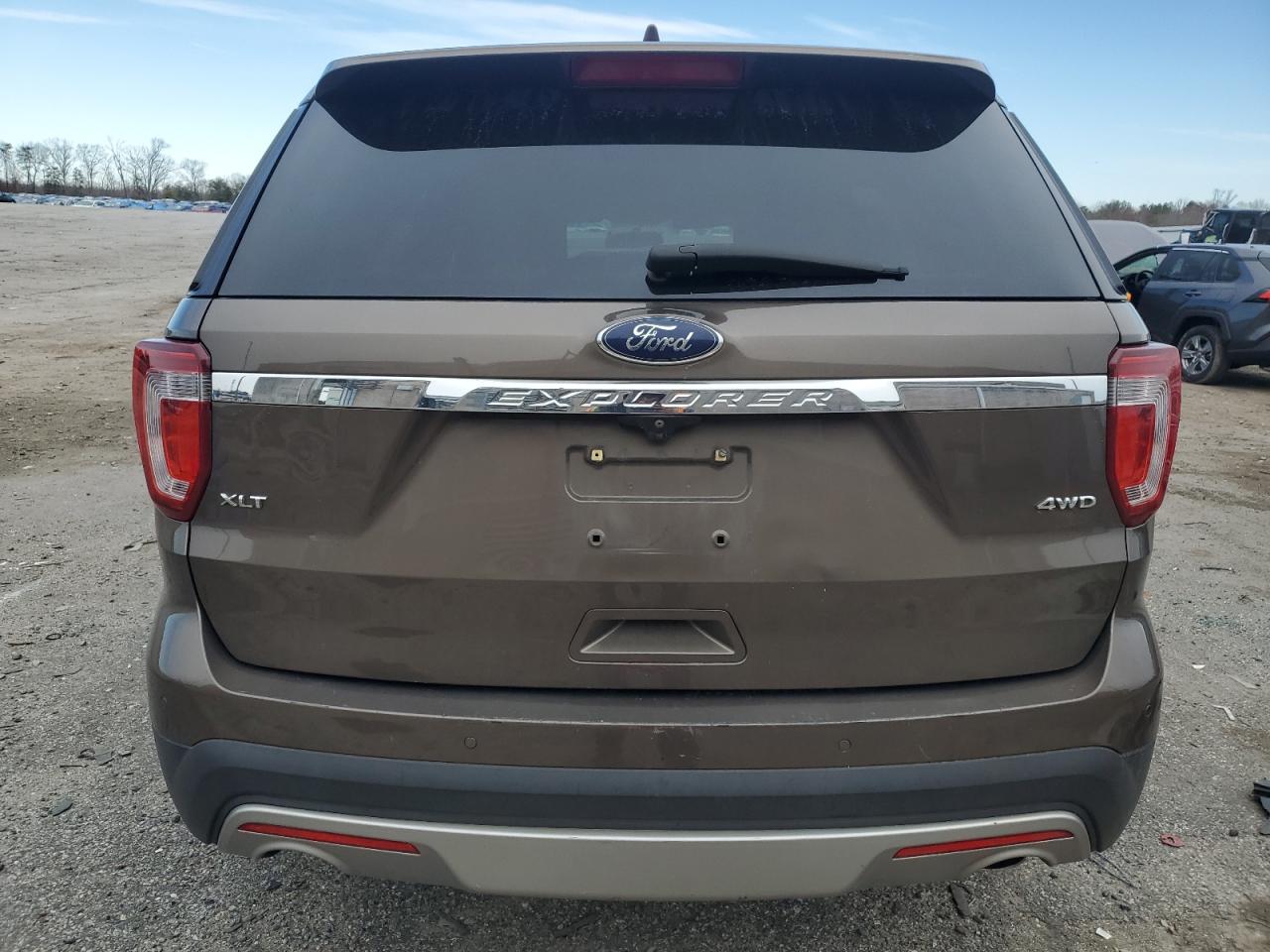 2016 Ford Explorer VIN 1FM5K8D83GGC48139 Copart auction photo, front end / side damage thumbnail 6
