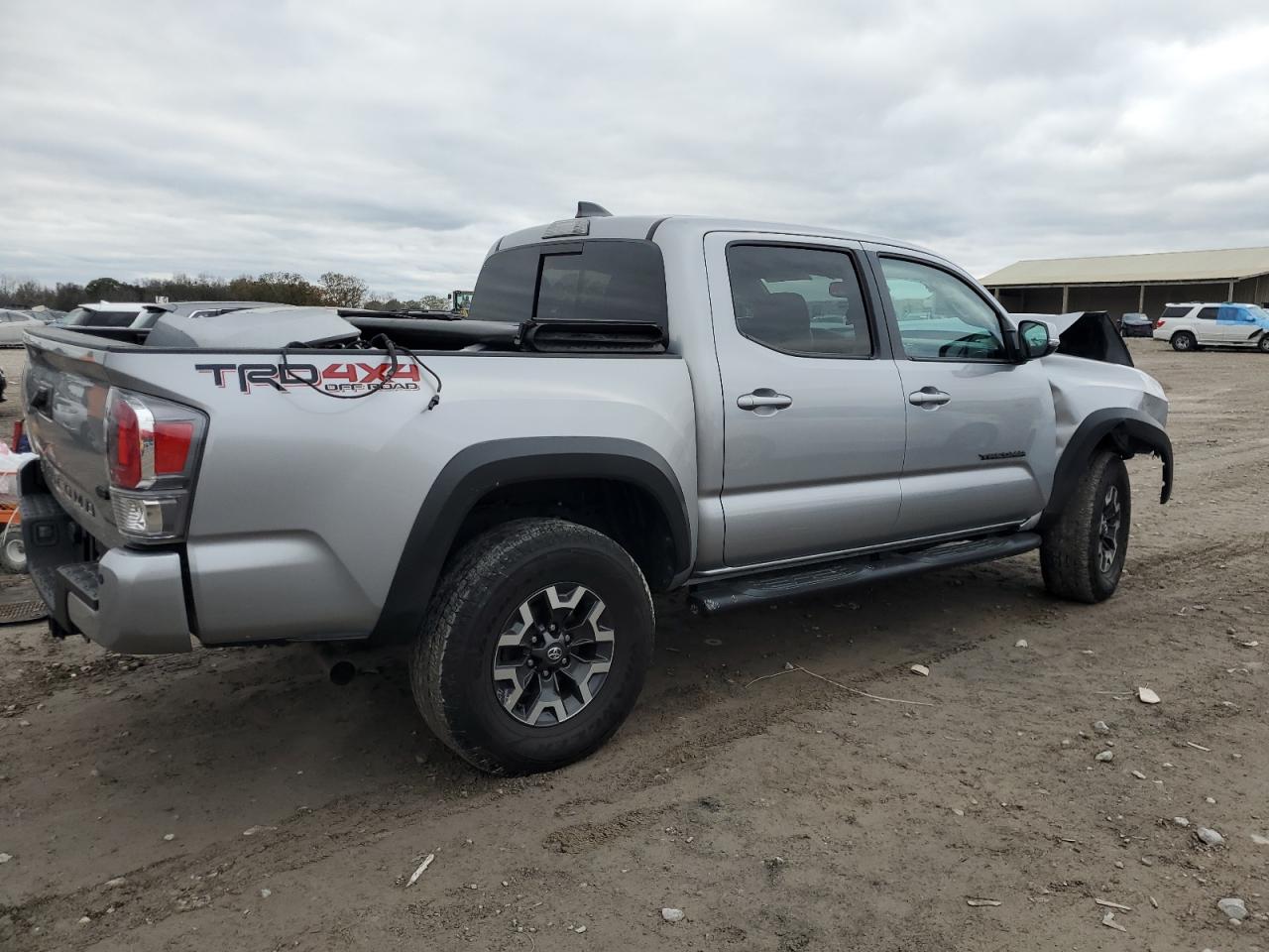 2021 Toyota Tacoma VIN 3TMCZ5AN8MM423356 Copart auction photo, front end / minor dent/scratches damage thumbnail 3