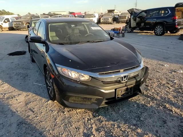2017 Honda Civic VIN 19XFC2F71HE073172 Copart auction photo, front end damage thumbnail 13