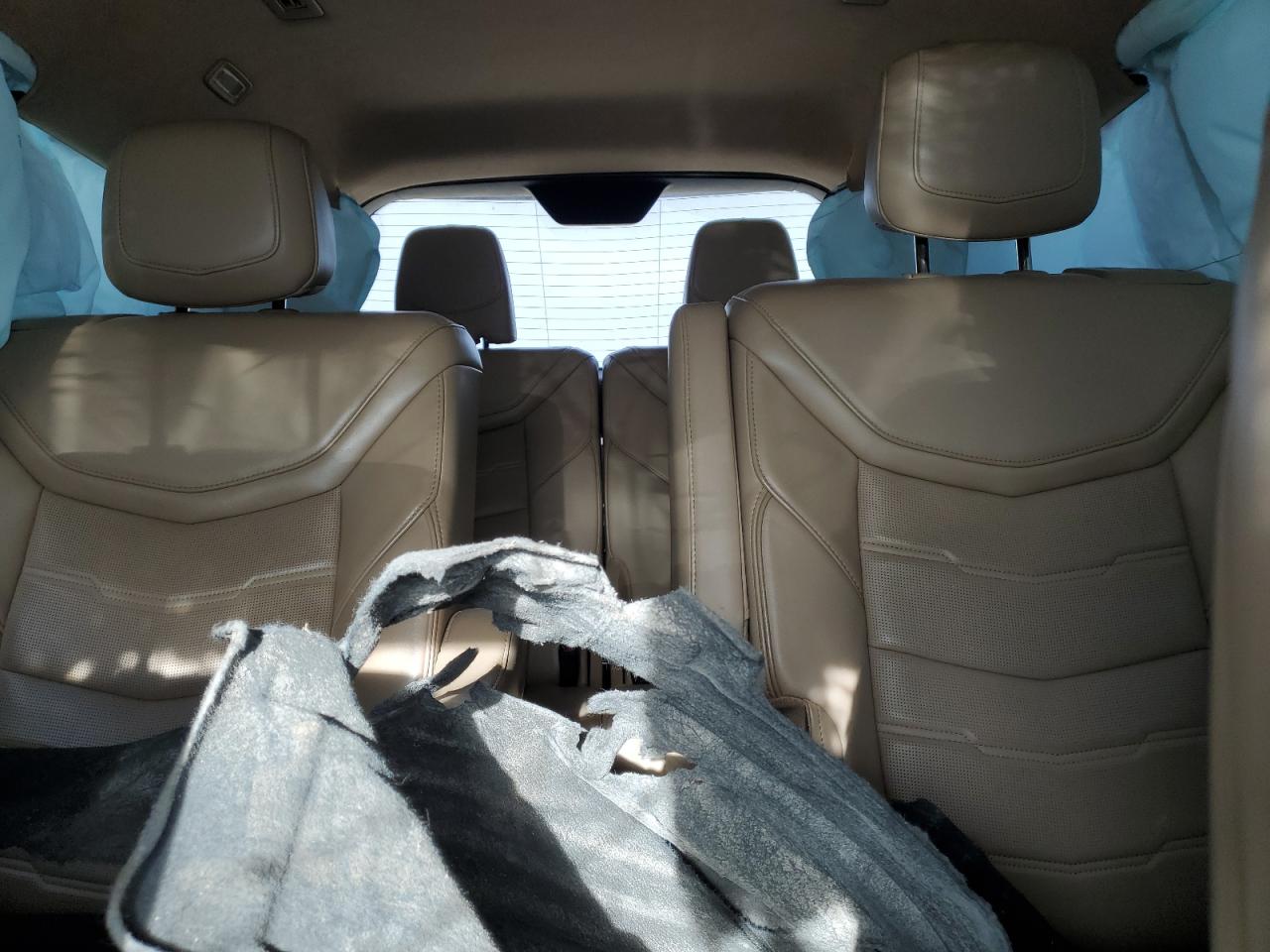 2020 Cadillac XT6 VIN 1GYKPHRS2LZ172371 Copart auction photo, all over damage thumbnail 10