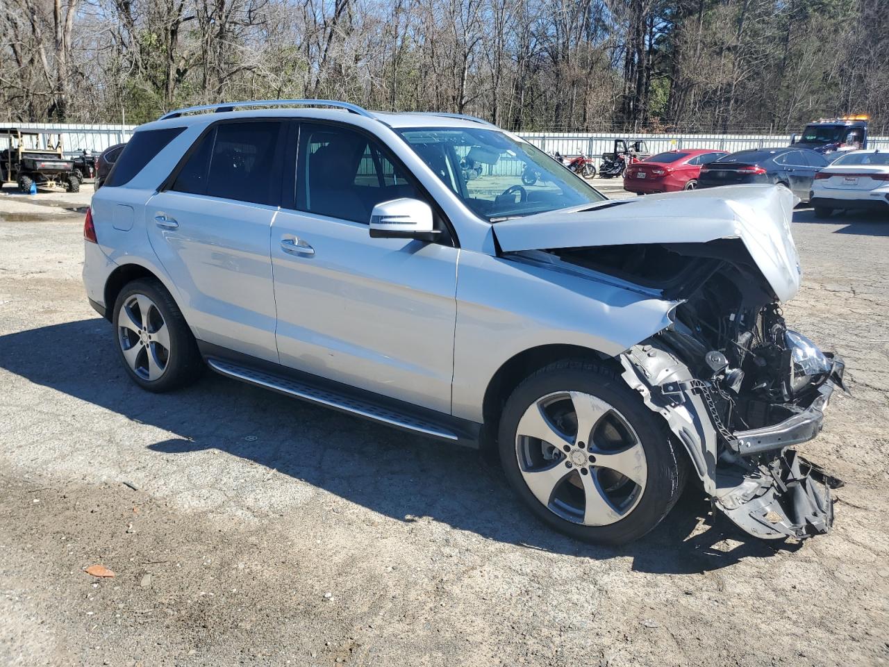 2016 Mercedes-Benz GLE VIN 4JGDA5JBXGA701379 Copart auction photo, front end / minor dent/scratches damage thumbnail 4