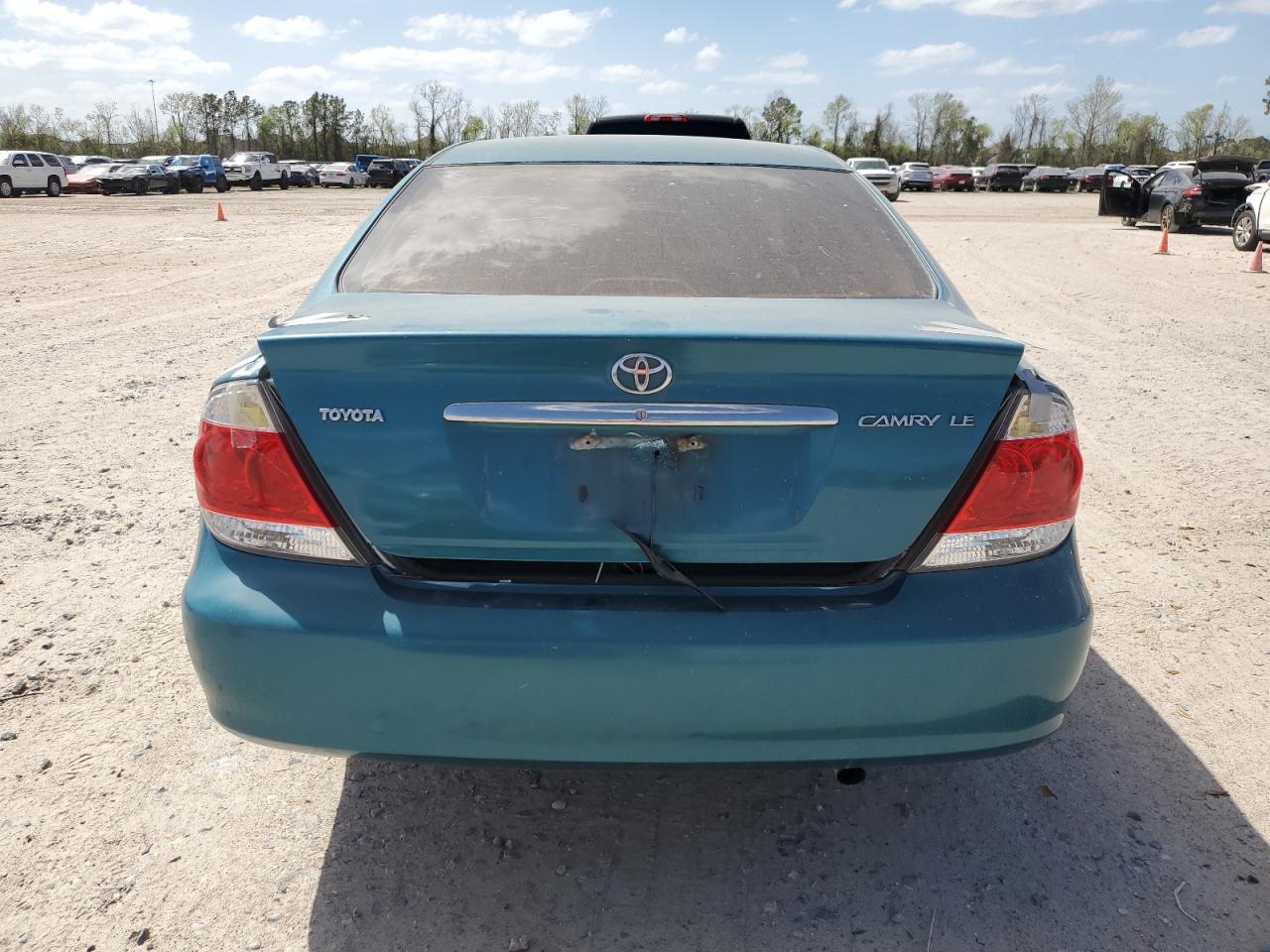 2005 Toyota Camry VIN 4T1BE32K85U054717 Copart auction photo, side / all over damage thumbnail 6