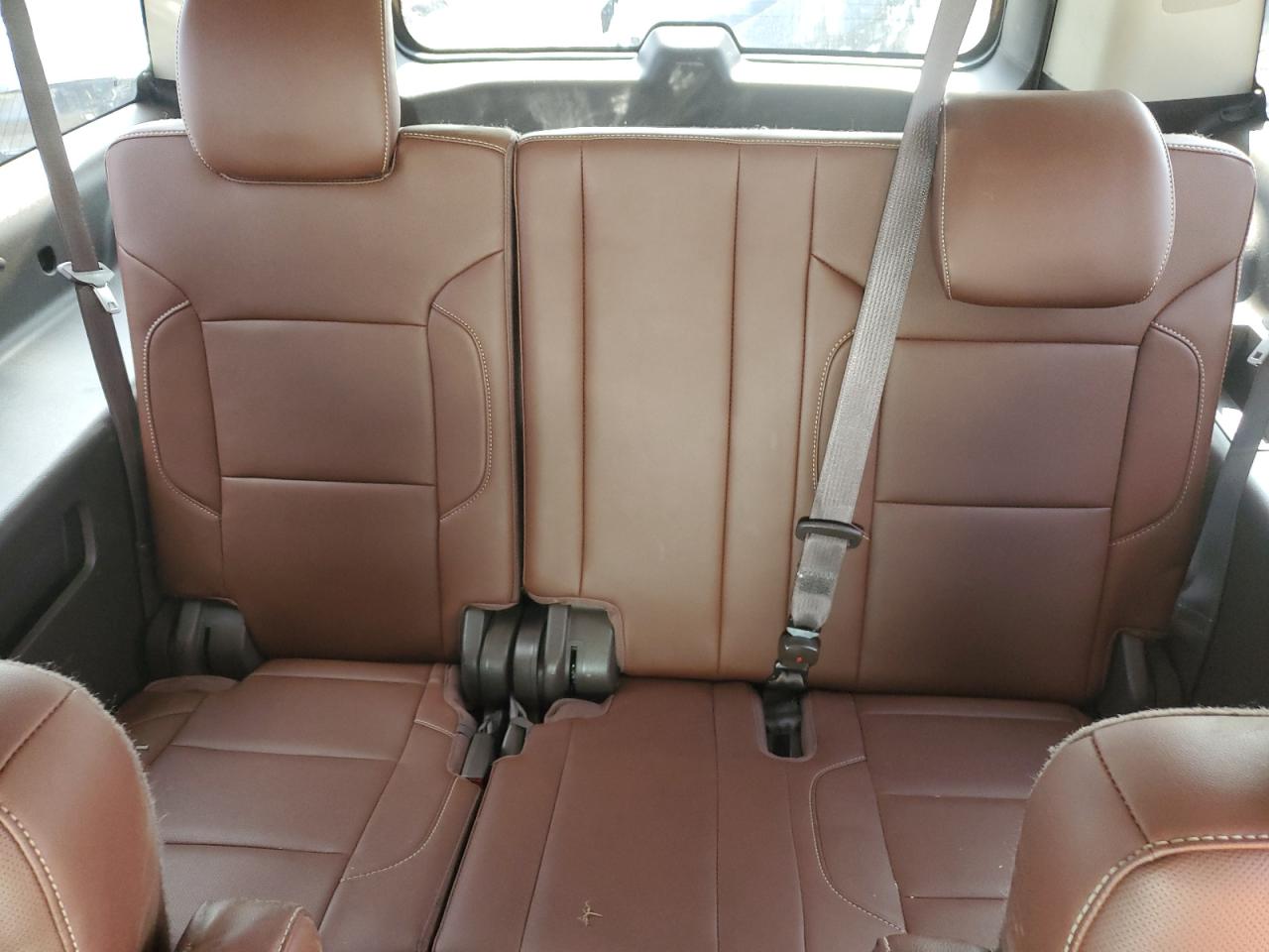 2016 Chevrolet Suburban VIN 1GNSKJKC9GR408994 Copart auction photo, front end / undercarriage damage thumbnail 10