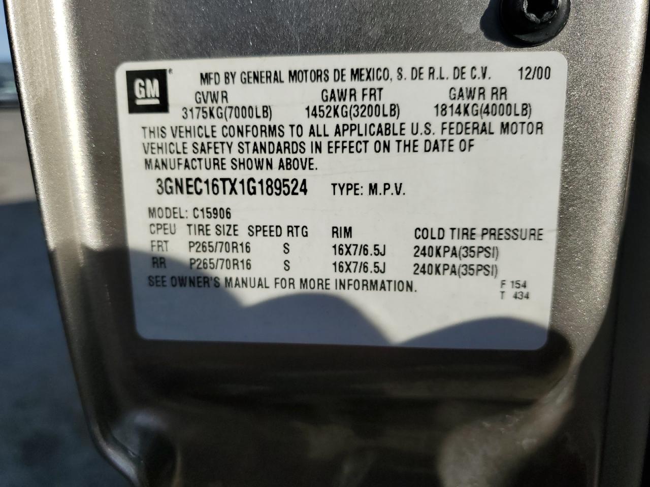 2001 Chevrolet Suburban VIN 3GNEC16TX1G189524 Copart auction photo, side / rear end damage thumbnail 13