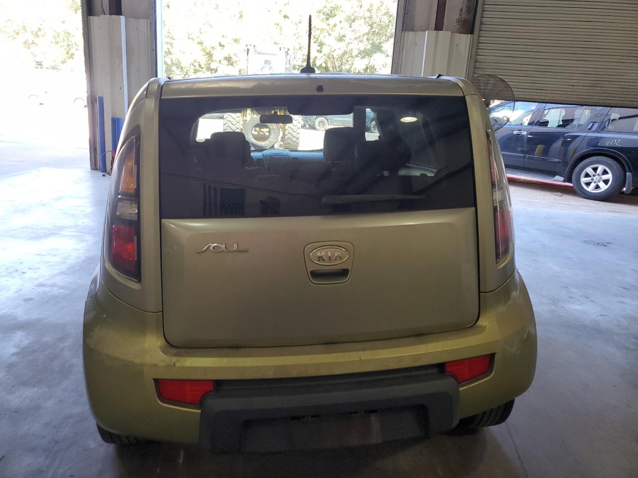 2010 KIA Soul VIN KNDJT2A26A7126072 Copart auction photo, front end / minor dent/scratches damage thumbnail 6