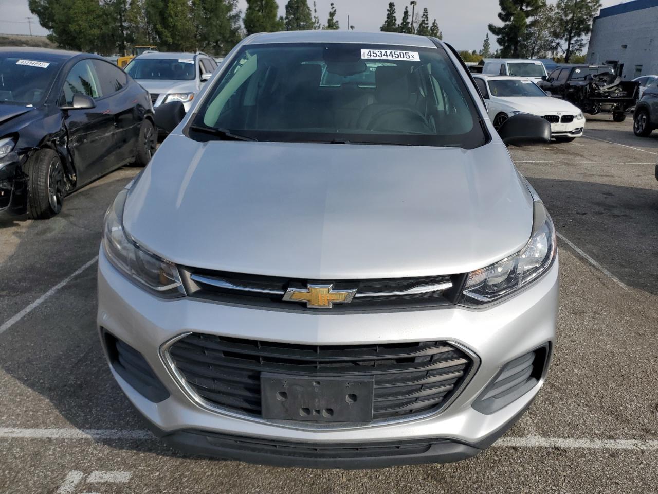 2018 Chevrolet Trax VIN KL7CJNSB8JB603061 Copart auction photo, side damage thumbnail 5