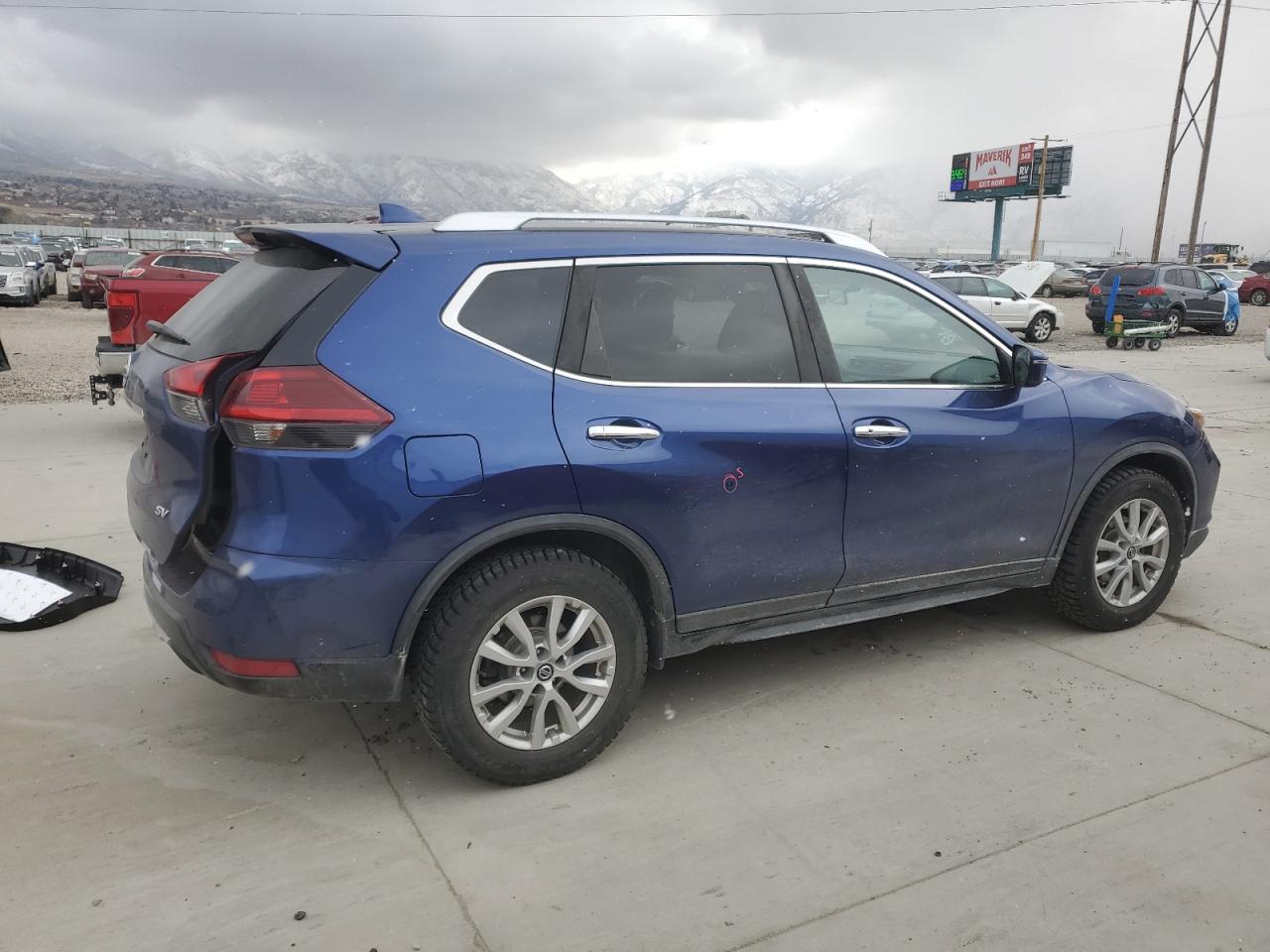 2018 Nissan Rogue VIN KNMAT2MT4JP526796 Copart auction photo, rear end / minor dent/scratches damage thumbnail 3