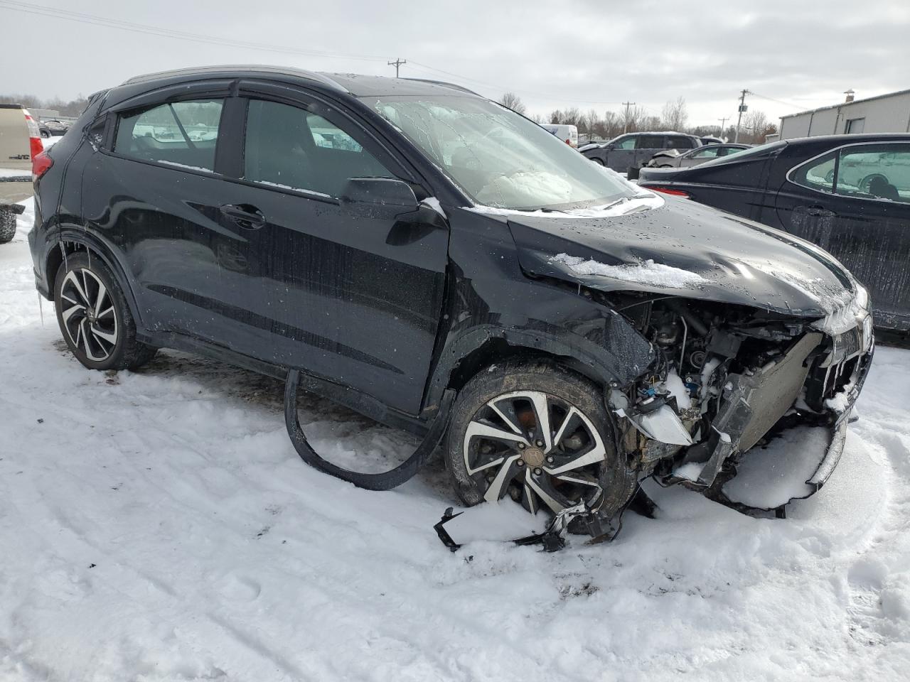 2019 Honda HR-V VIN 3CZRU6H12KG726138 Copart auction photo, front end / side damage thumbnail 4