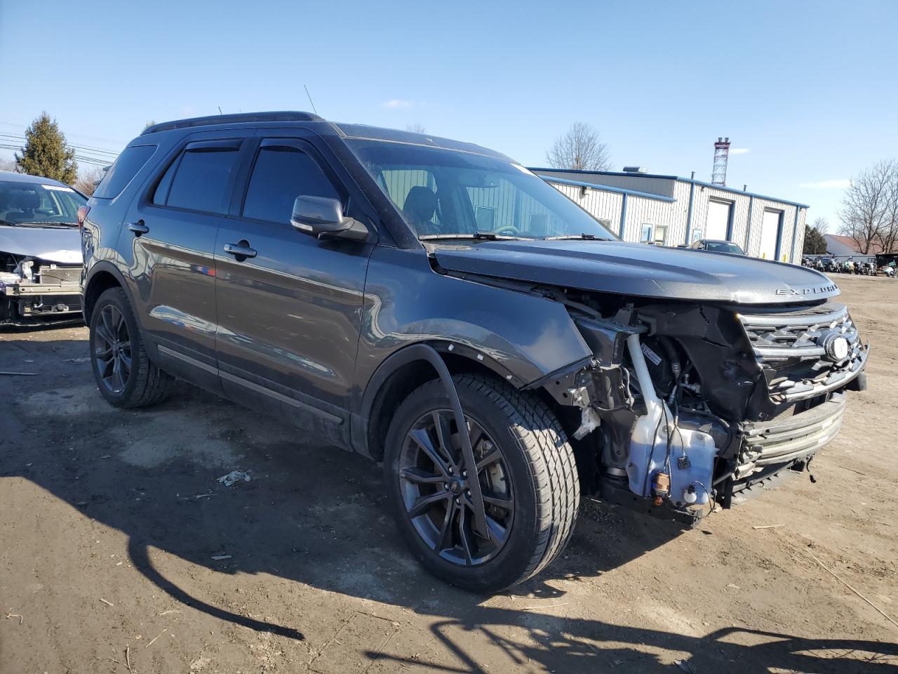 2019 Ford Explorer VIN 1FM5K8D8XKGB03320 Copart auction photo, front end / minor dent/scratches damage thumbnail 4
