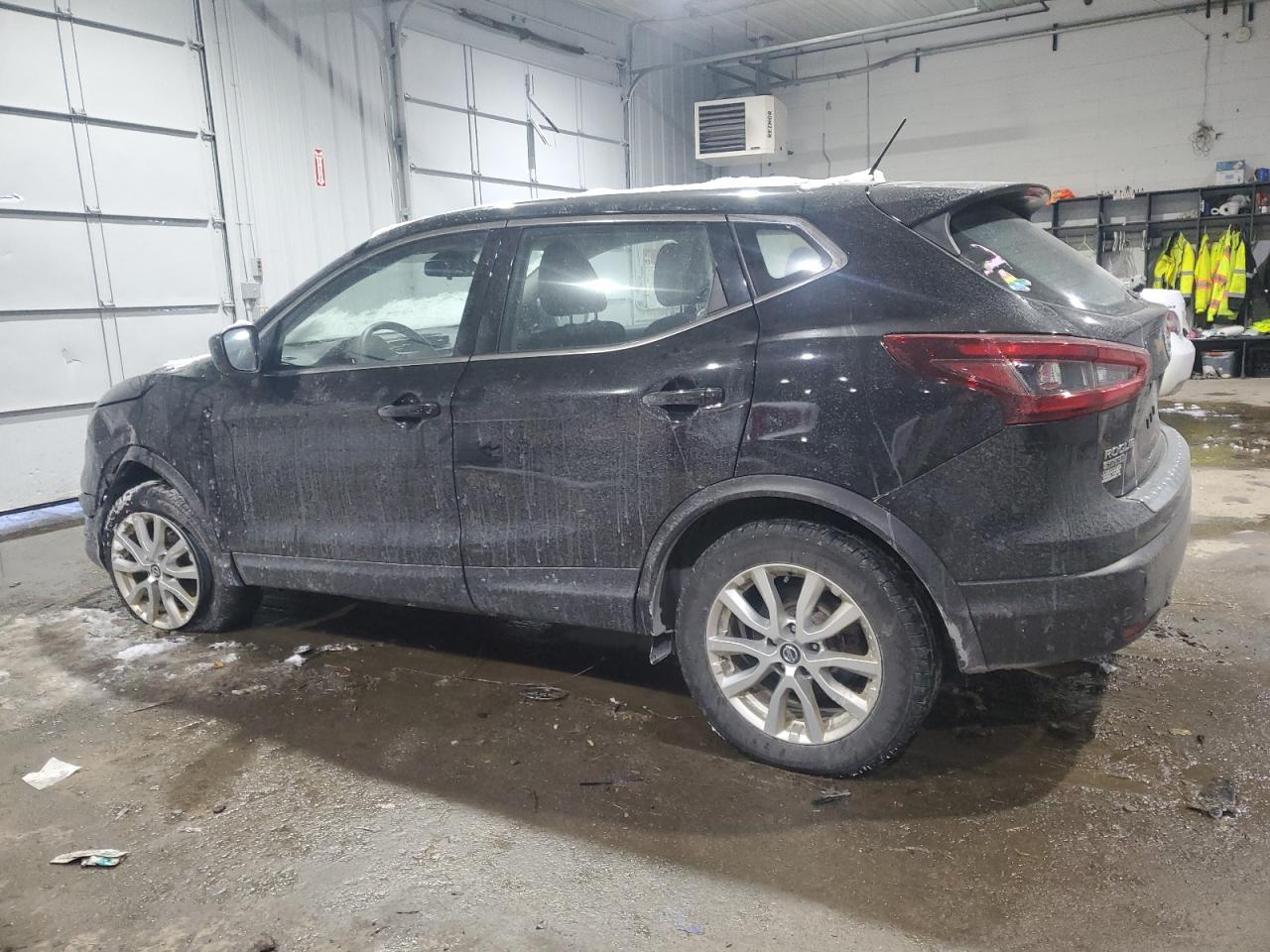 2020 Nissan Rogue VIN JN1BJ1CW4LW642009 Copart auction photo, all over / front end damage thumbnail 2