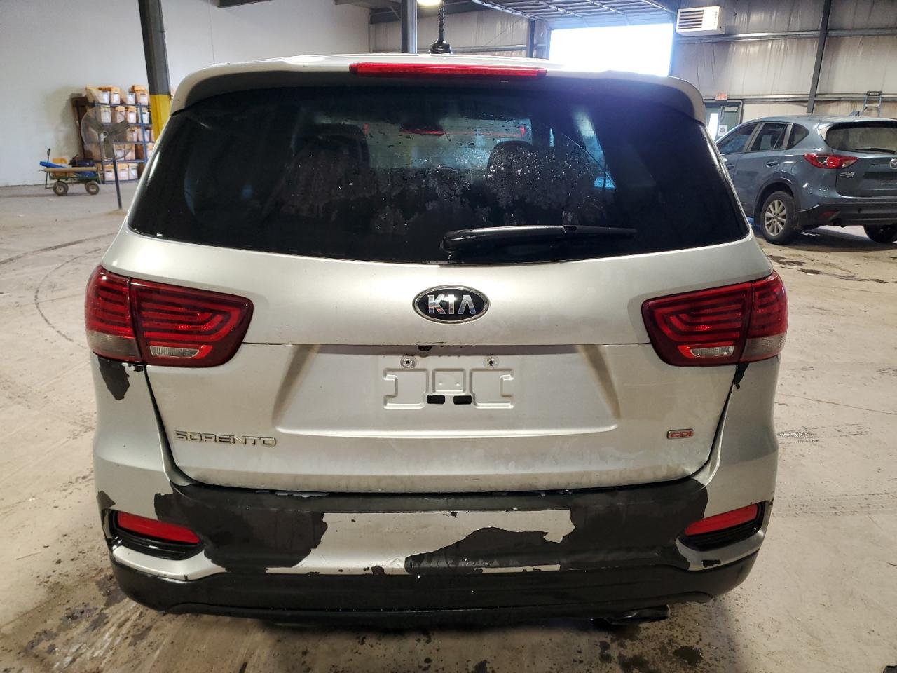 2019 KIA Sorento VIN 5XYPG4A30KG435317 Copart auction photo, front end / side damage thumbnail 6