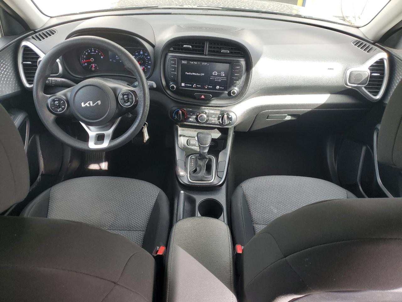 2022 KIA Soul VIN KNDJ23AU9N7814776 Copart auction photo, rear end / minor dent/scratches damage thumbnail 8