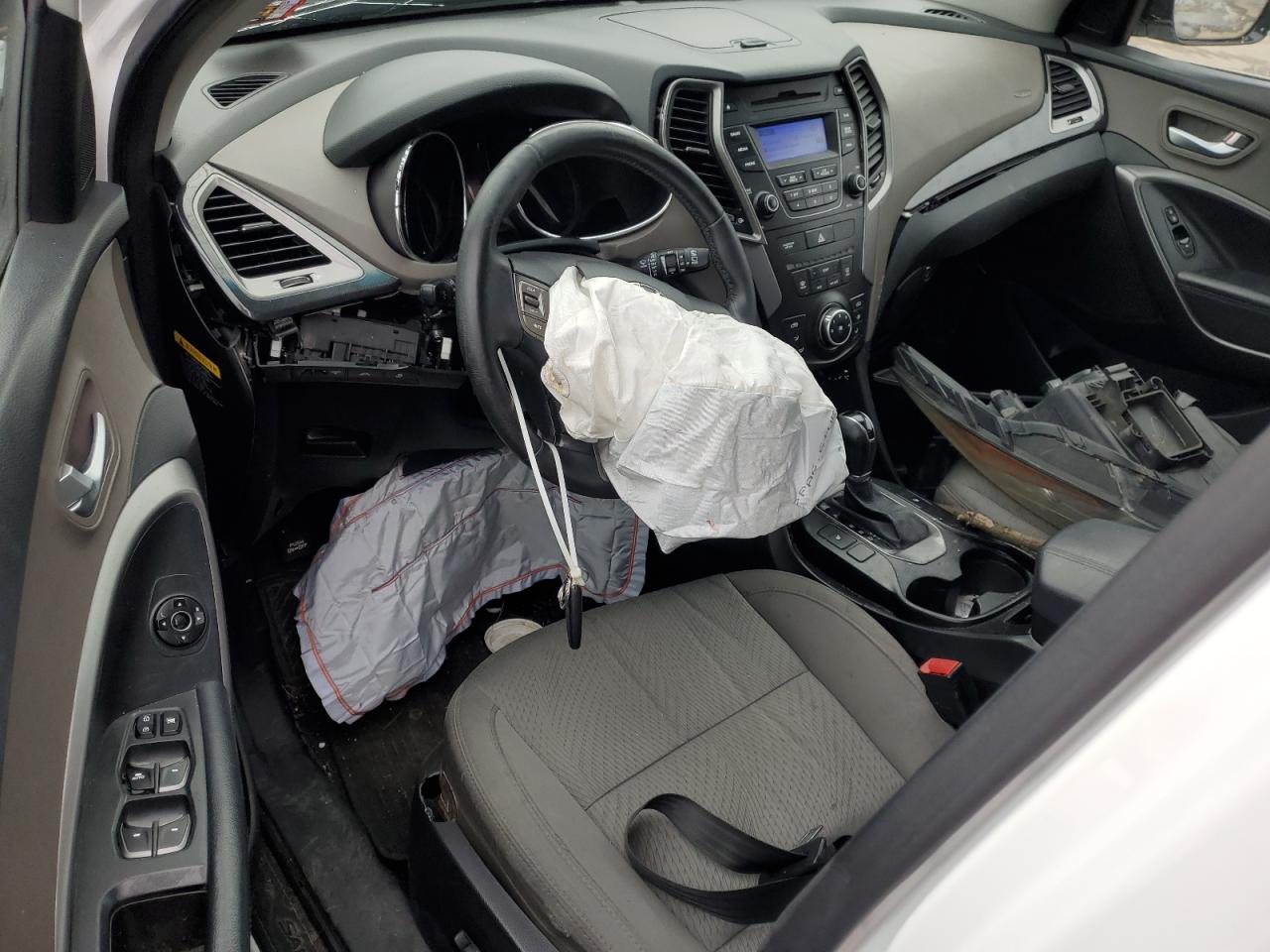 2013 Hyundai Santa Fe VIN 5XYZUDLA3DG088548 Copart auction photo, front end / minor dent/scratches damage thumbnail 8