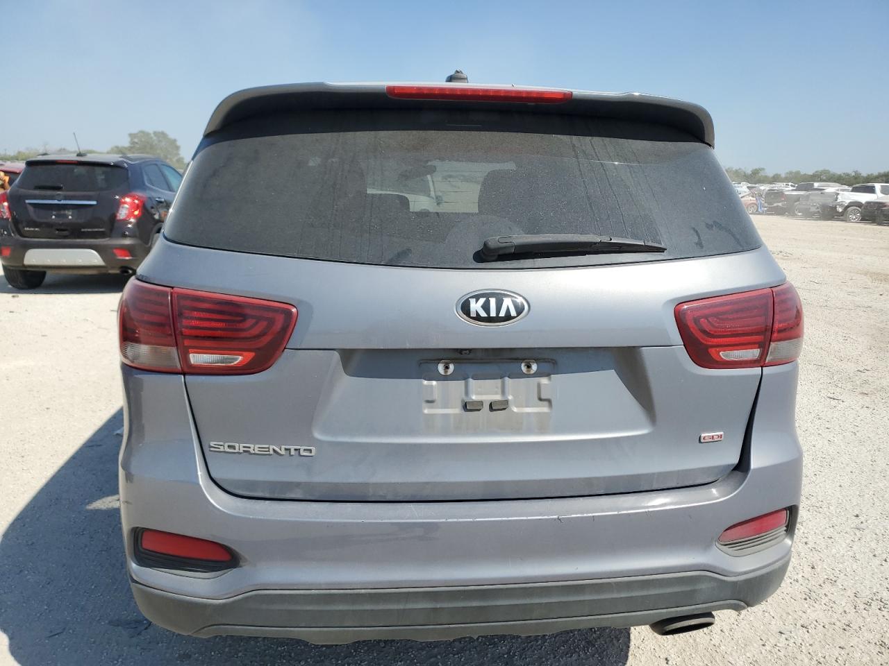 2020 KIA Sorento VIN 5XYPG4A38LG667598 Copart auction photo, front end / minor dent/scratches damage thumbnail 6
