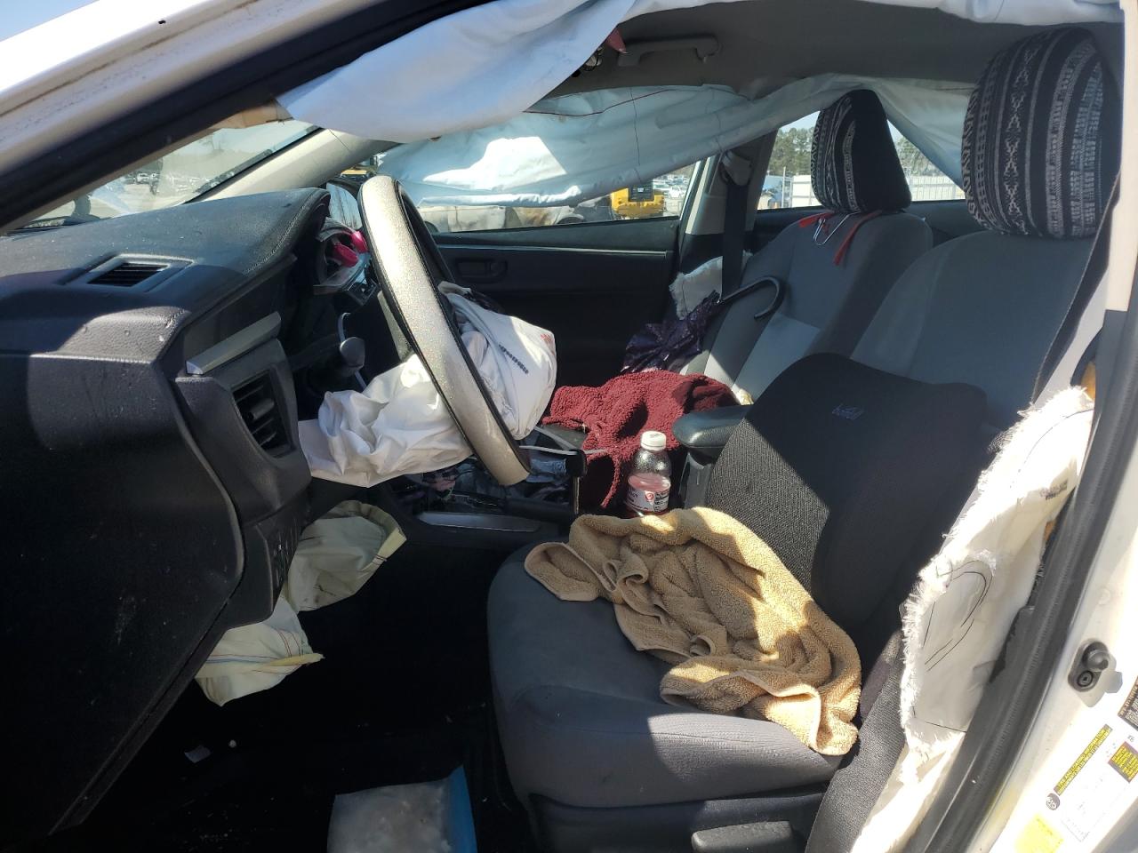2014 Toyota Corolla VIN 2T1BURHE5EC141970 Copart auction photo, front end / side damage thumbnail 7
