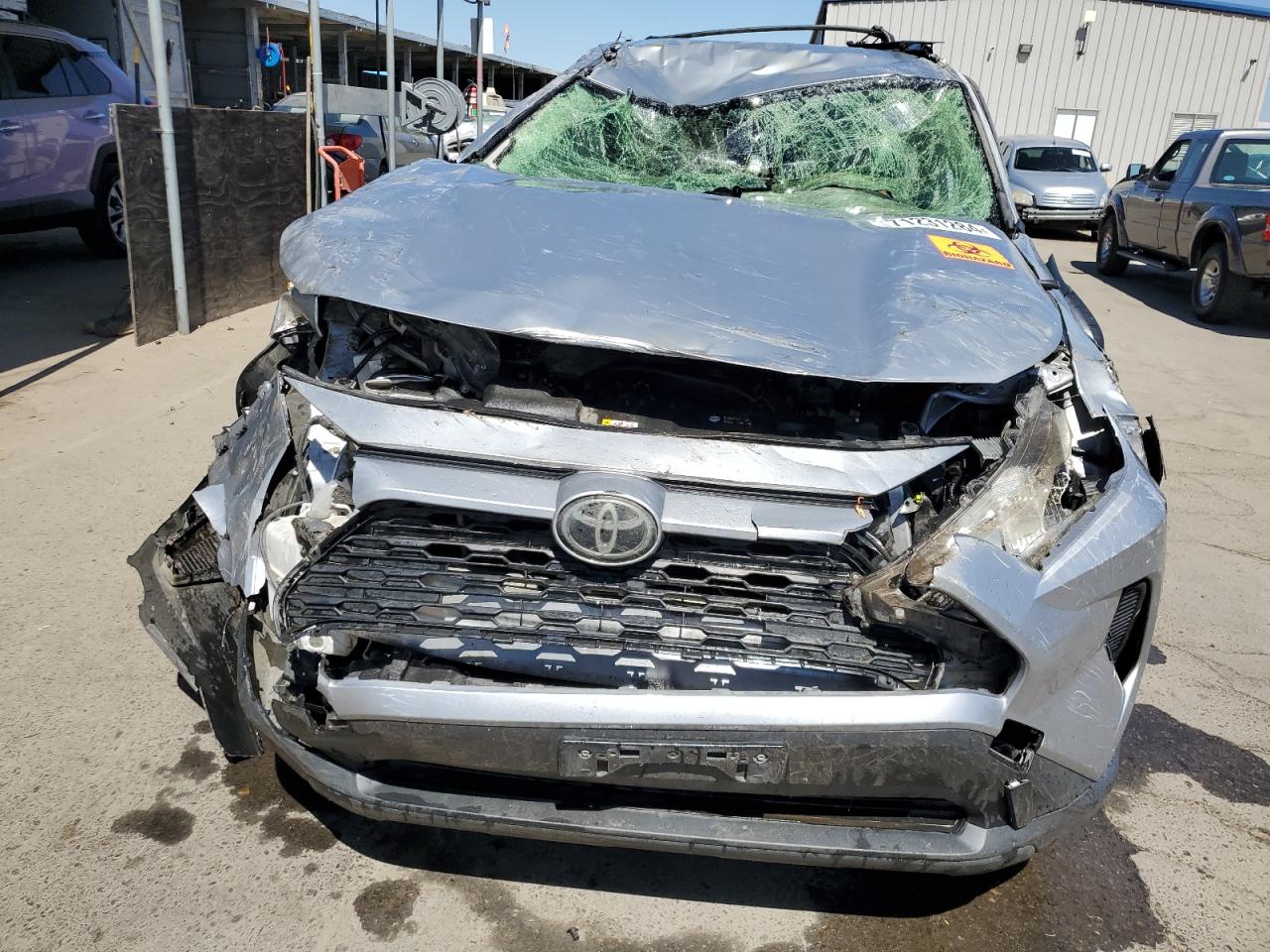 2019 Toyota RAV 4 VIN JTMG1RFV9KJ016388 Copart auction photo, rollover damage thumbnail 5