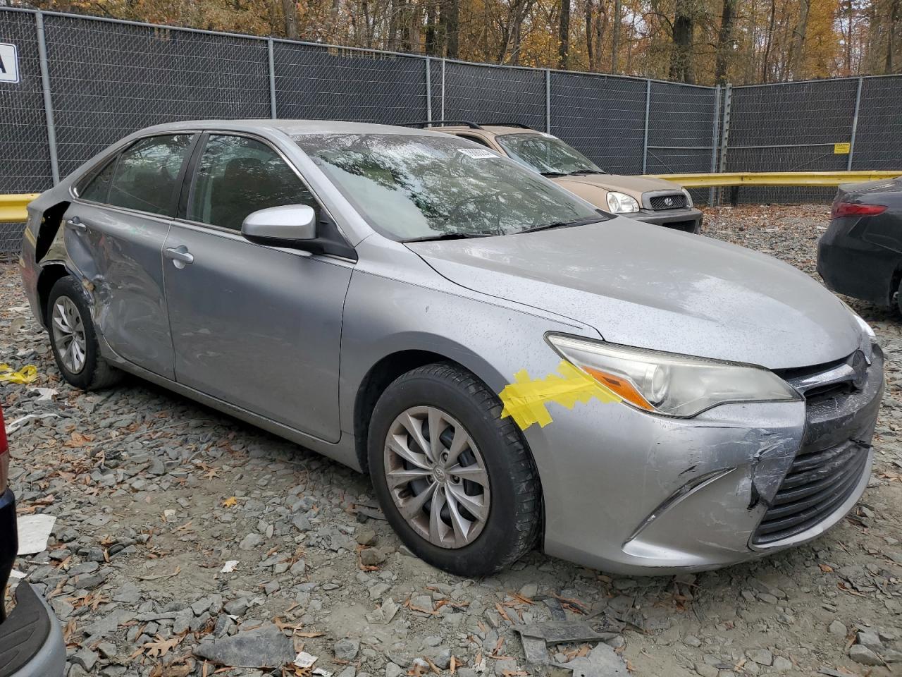 2015 Toyota Camry VIN 4T4BF1FK2FR468515 Copart auction photo, side damage thumbnail 4