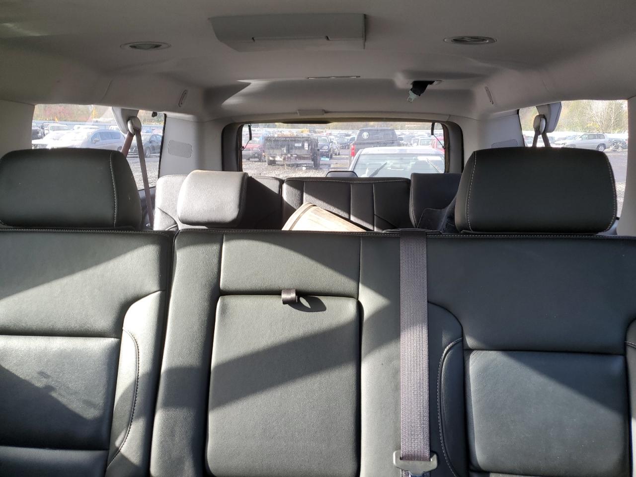 2016 Chevrolet Suburban VIN 1GNSKHKC9GR268521 Copart auction photo, front end / side damage thumbnail 10