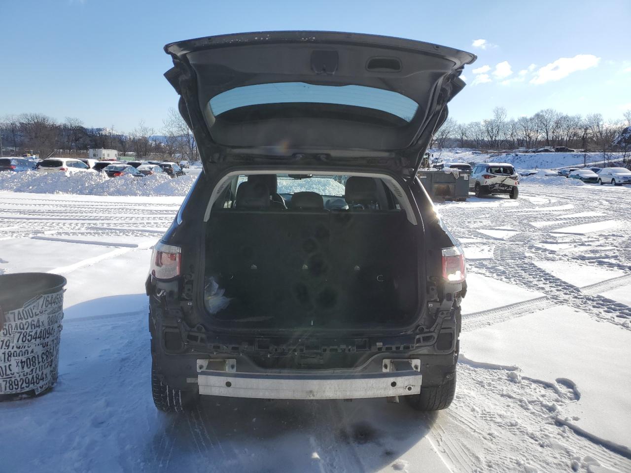 2018 Jeep Compass VIN 3C4NJDBB5JT373371 Copart auction photo, all over / rear end damage thumbnail 6
