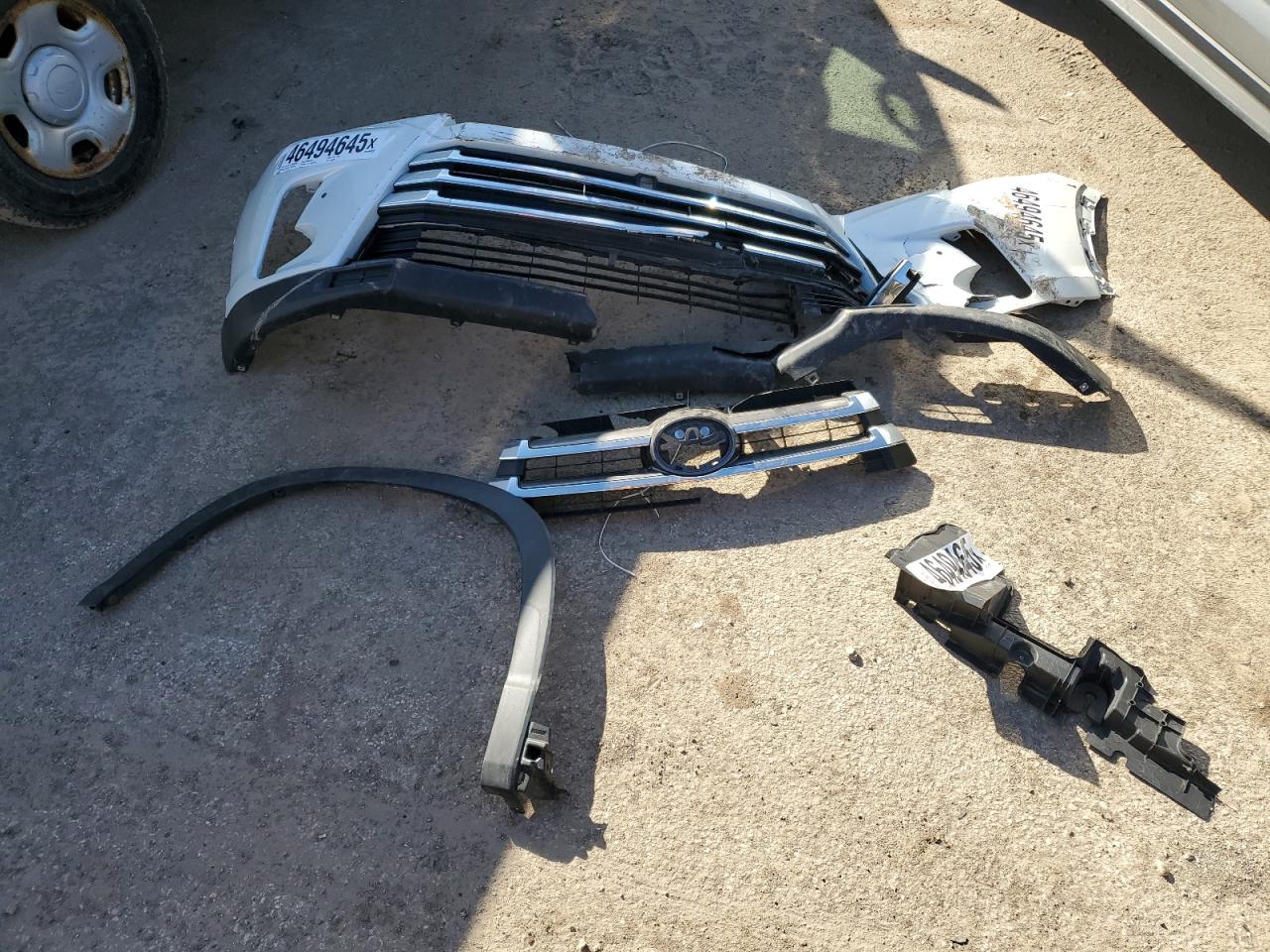 2019 Toyota Highlander VIN 5TDDGRFH8KS066066 Copart auction photo, side / front end damage thumbnail 12