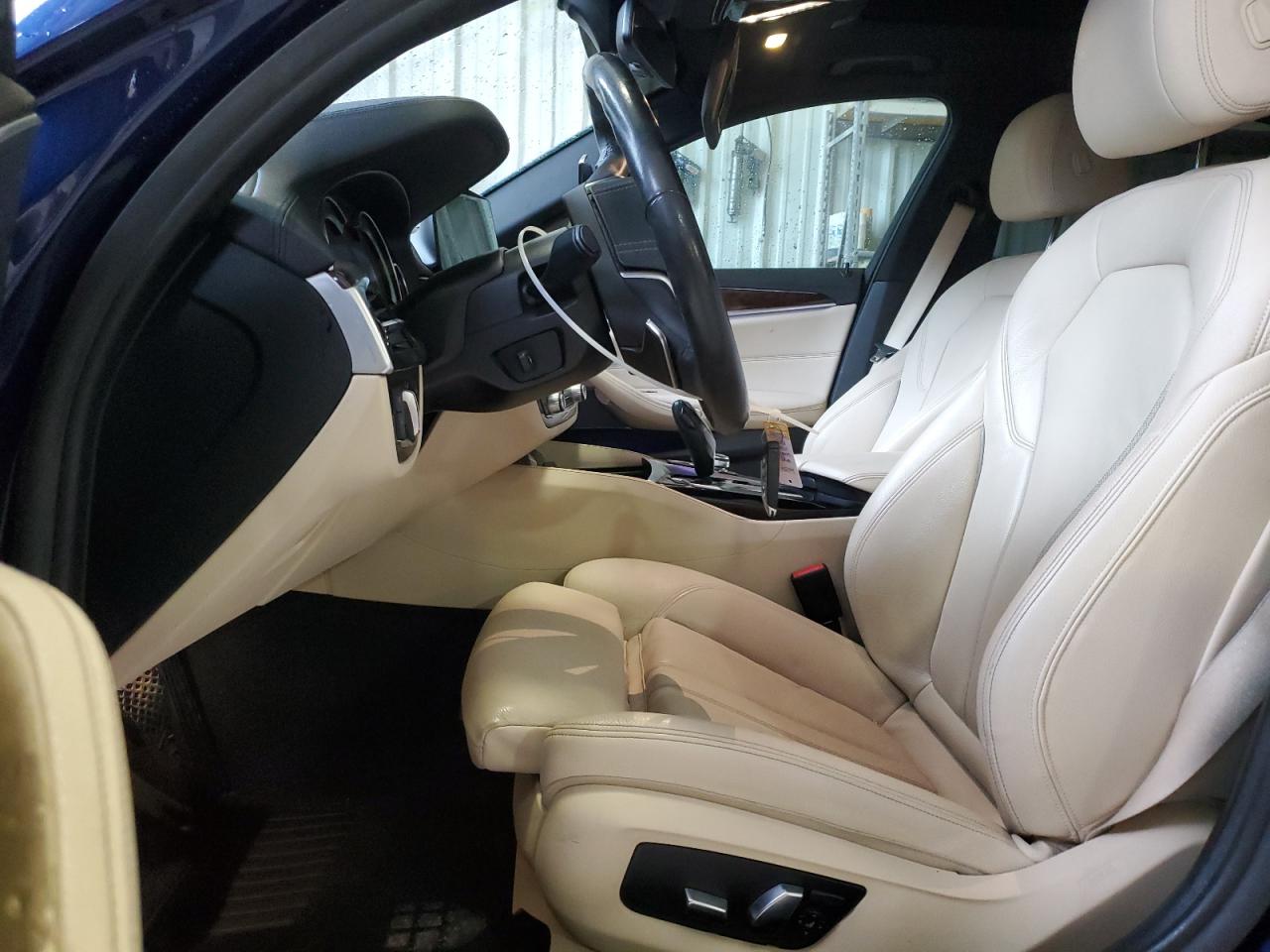 2018 BMW 5er VIN WBAJE7C54JG892197 Copart auction photo, front end / minor dent/scratches damage thumbnail 7
