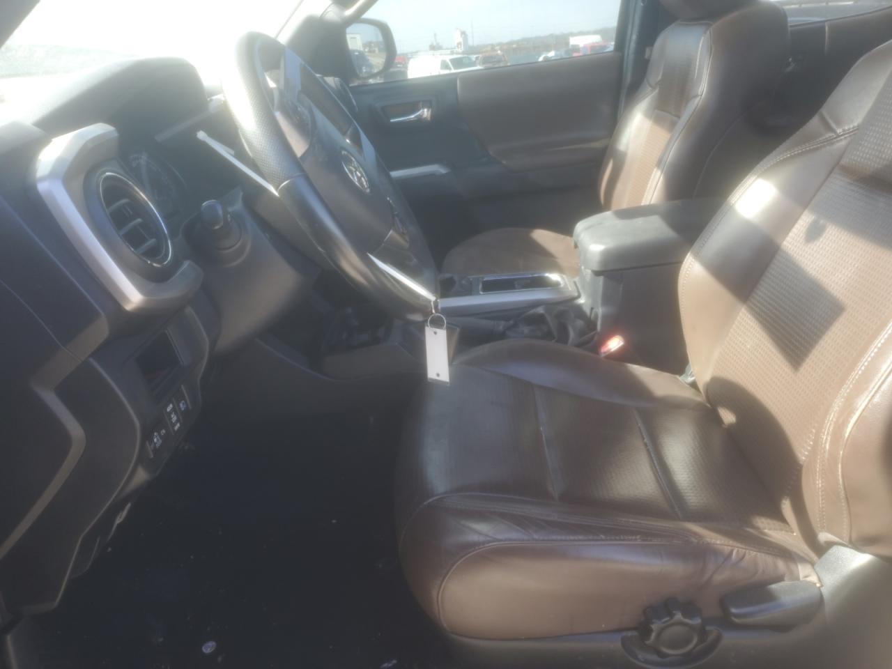 2018 Toyota Tacoma VIN 3TMGZ5AN4JM125836 Copart auction photo, front end damage thumbnail 7