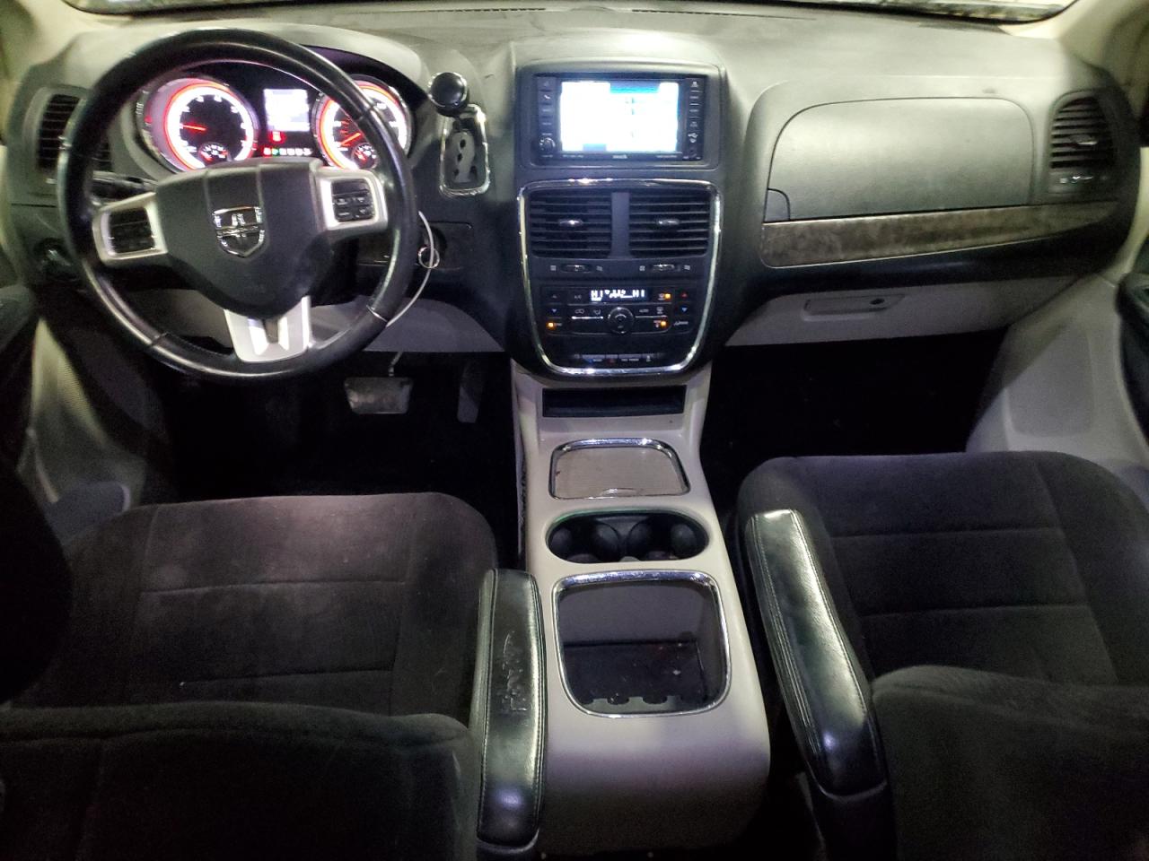 2011 Dodge Caravan VIN 2D4RN5DG8BR674602 Copart auction photo, side / rear end damage thumbnail 8