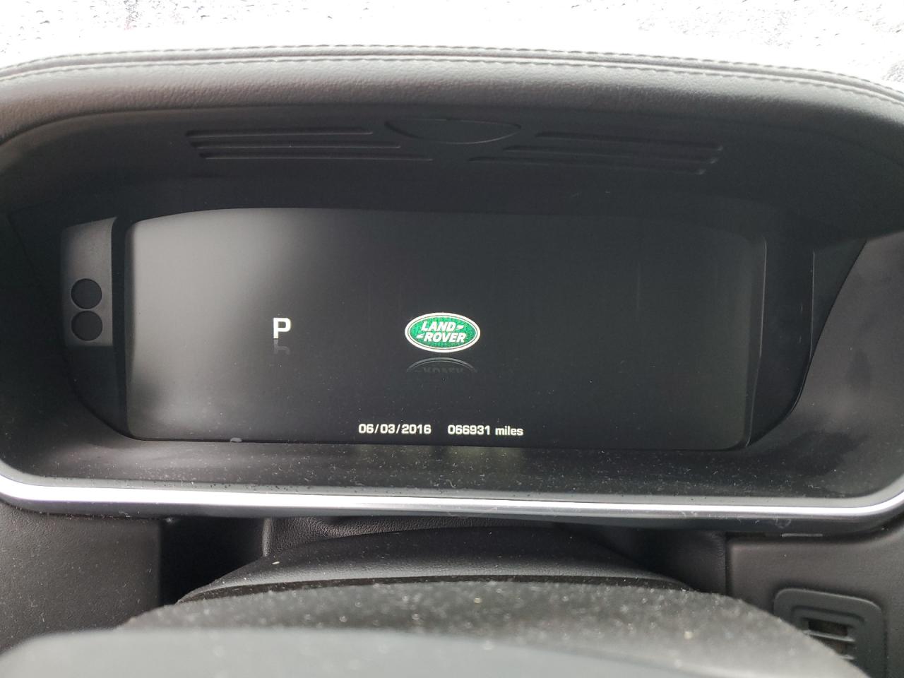 2015 Land Rover Range Rover VIN SALGS3TF0FA199881 Copart auction photo, vandalism damage thumbnail 9