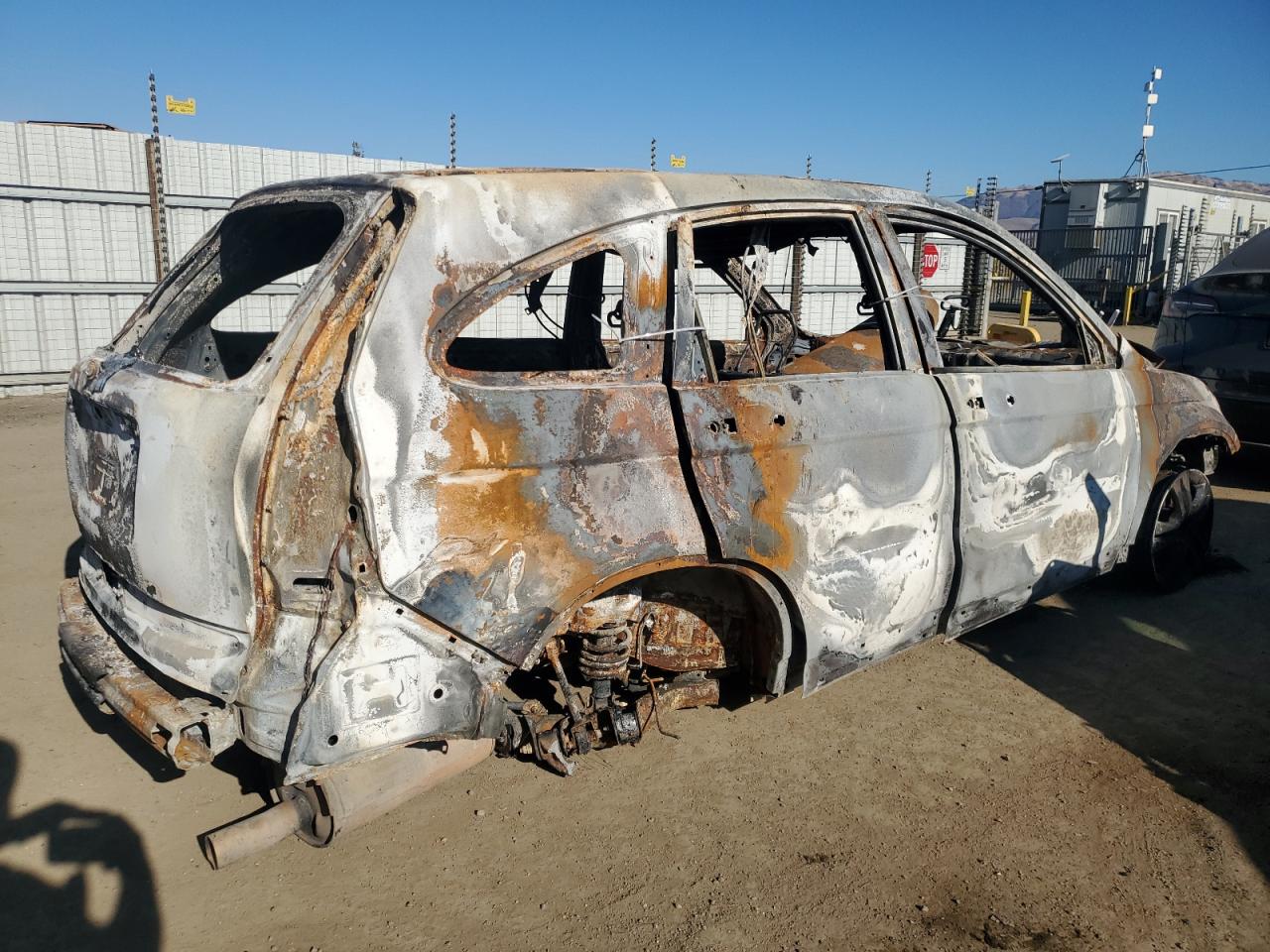 2010 Honda CR-V VIN 5J6RE3H77AL043448 Copart auction photo, burn damage thumbnail 3