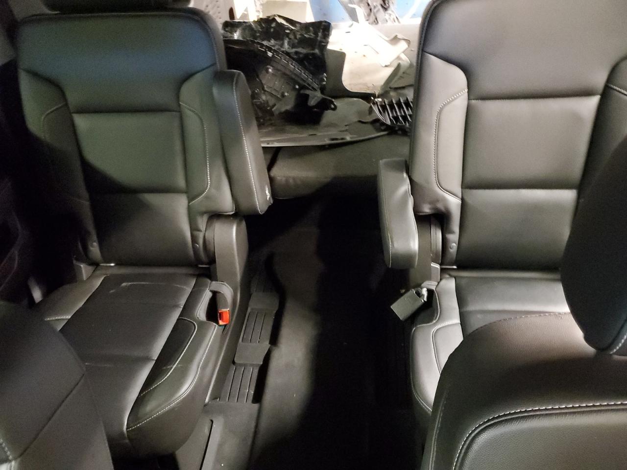 2018 Chevrolet Suburban VIN 1GNSKHKC4JR250886 Copart auction photo, rear end / front end damage thumbnail 10