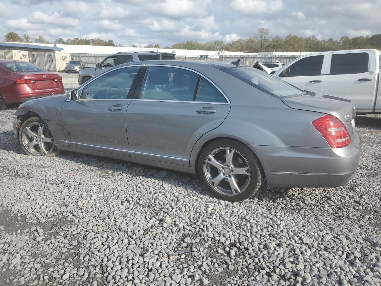 2013 Mercedes-Benz S-klasse VIN WDDNG7DB1DA500440 Copart auction photo, front end damage thumbnail 2