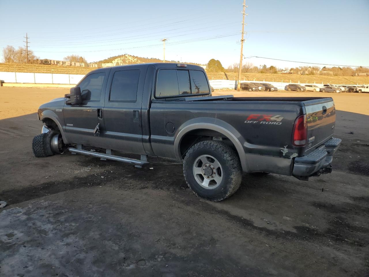 2005 Ford F250 VIN 1FTSW21P05EA62913 Copart auction photo, front end damage thumbnail 2