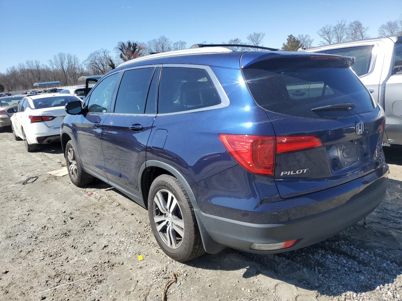 2018 Honda Pilot VIN 5FNYF6H5XJB042554 Copart auction photo, rear end damage thumbnail 2