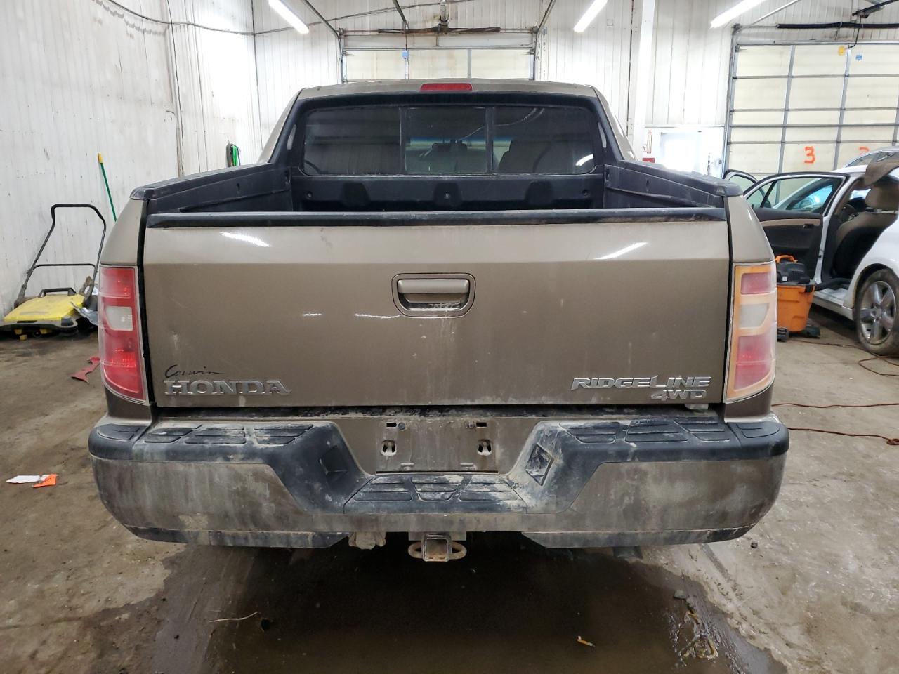 2011 Honda Ridgeline VIN 5FPYK1F46BB008015 Copart auction photo, front end damage thumbnail 6